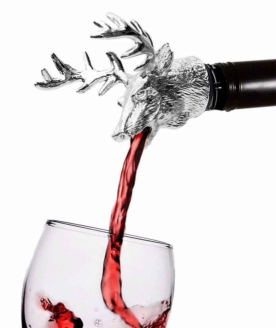 Wine Pourer and Stopper – Deer Stag Head Design