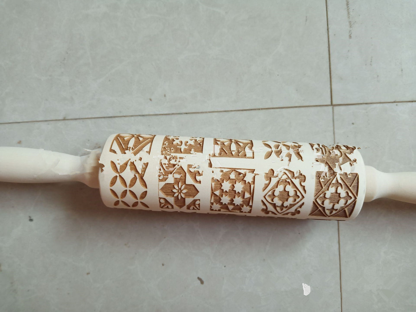 Embossed Wooden Rolling Pin - Square Window Grille Pattern for Baking