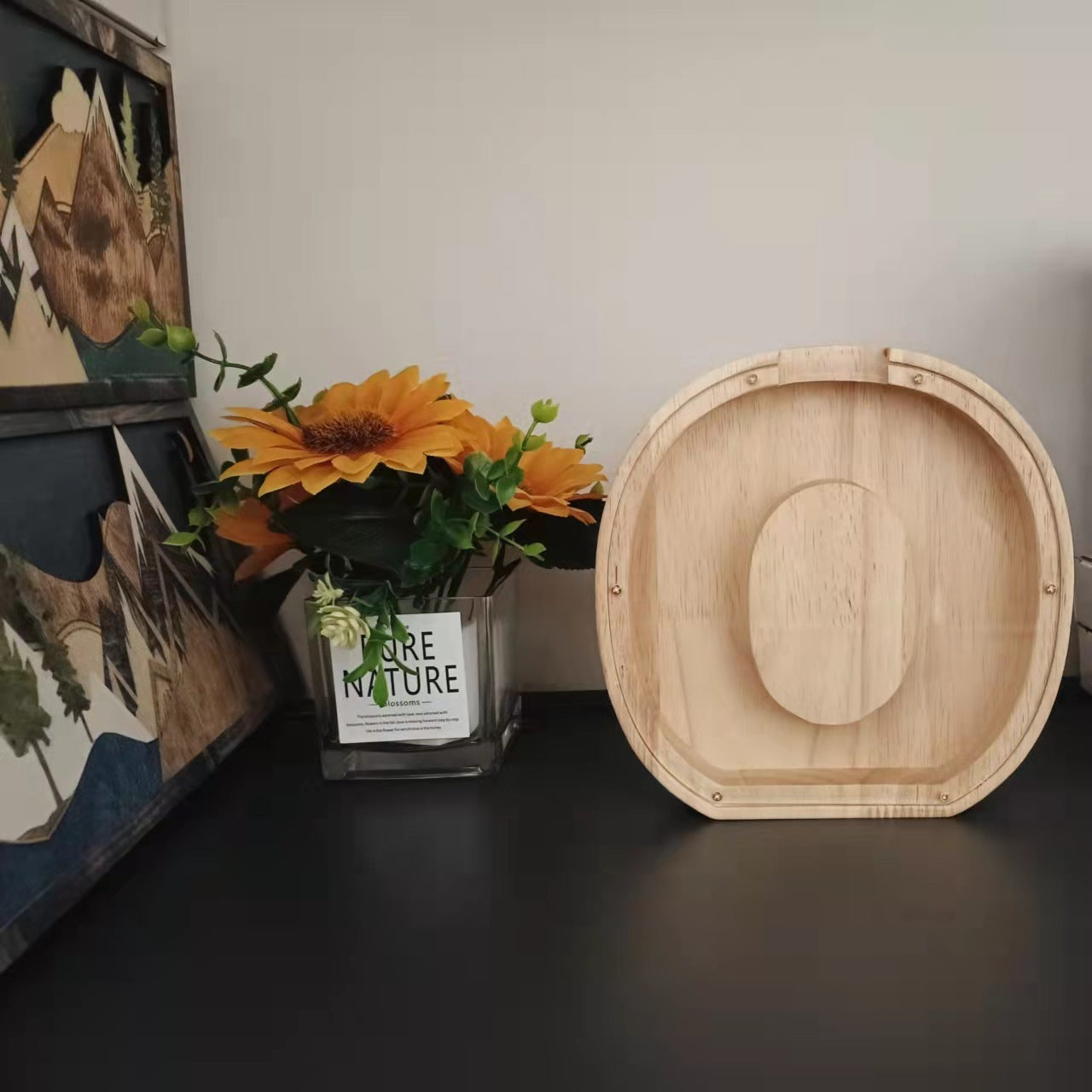 Adornos de madera para hucha con forma de letra