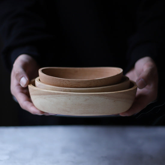 Minimalist Curve: Japanese Boat-Shape Oval Wooden Serving Bowl – WoodyKitchenware