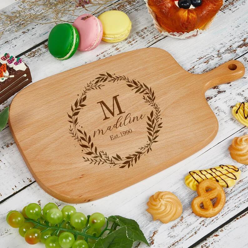 Personalized Custom Chopping Board - Unique Engraved Kitchen Gift