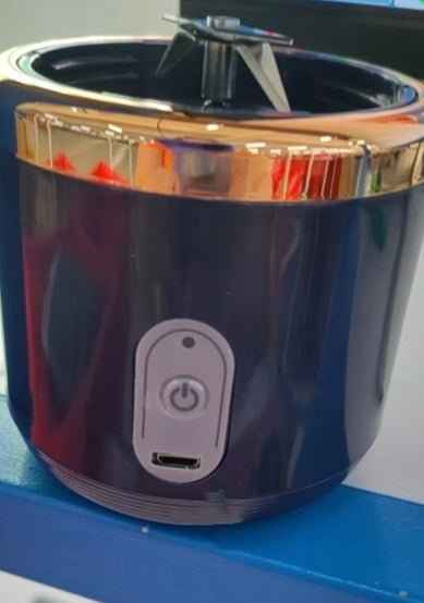 🥤 6-Blade Portable Blender – USB Rechargeable Smoothie Maker