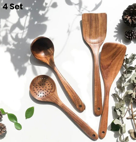 Ensemble d&#39;ustensiles de cuisine avec spatule en bois