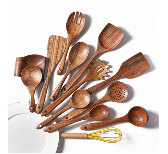 Ensemble d&#39;ustensiles de cuisine avec spatule en bois