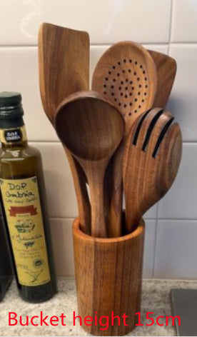 Ensemble d&#39;ustensiles de cuisine avec spatule en bois