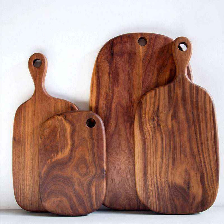 Black Walnut Pizza Tray – Rustic Elegance Meets Function