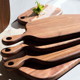 Black Walnut Pizza Tray – Rustic Elegance Meets Function
