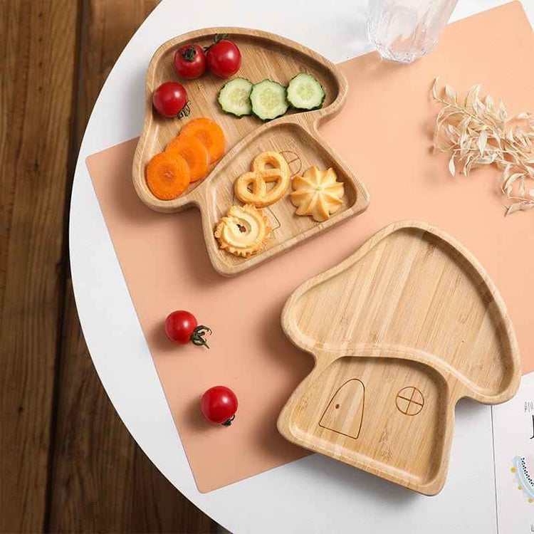 Eco-Friendly Wooden Feeding Bowls for Children – Bamboo Dinnerware Set