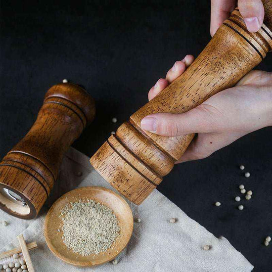 Manual Wooden Spice Grinder – Handcrafted Ceramic Mill