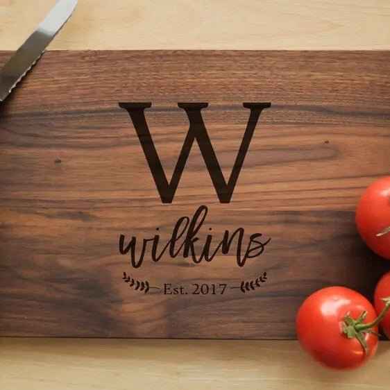 Personalized Walnut Wooden Cutting Board – Custom Engraved Kitchen Essential