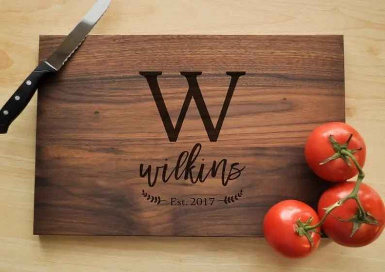 Personalized Walnut Wooden Cutting Board – Custom Engraved Kitchen Essential