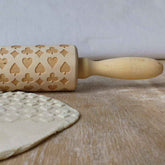 Wooden Christmas Poker Printing Rolling Pin – Add a Touch of Festive Fun to Your Baking