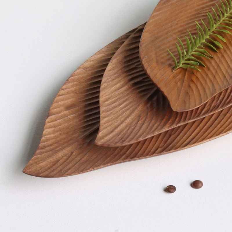 Wooden Saucer Fruit Tray – Elevate Your Dining with Natural Elegance