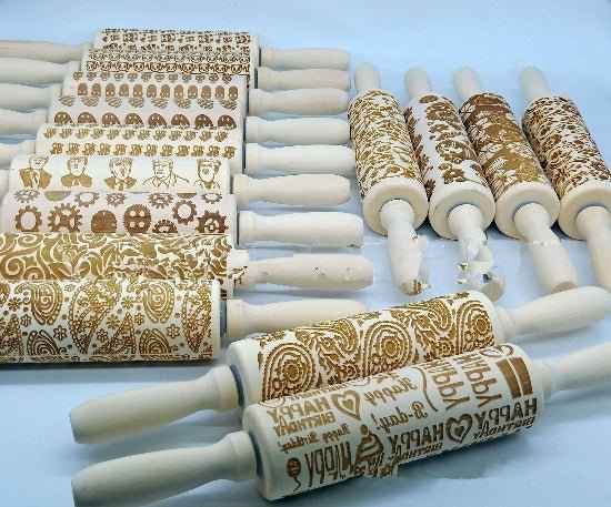 Wooden Square Embossed Rolling Pin – Window Grille Pattern