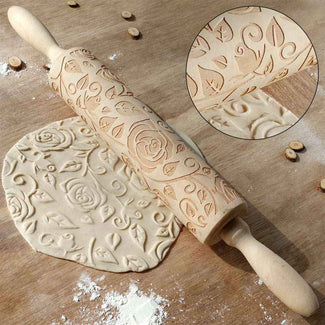 Wooden Valentine's Day Roses Rolling Pin – Craft Sweet Moments with Love