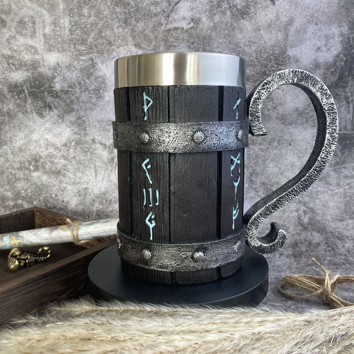 Wooden barrel mug by WoodyKitchenware with brewery-style design, 550-600ml capacity, crafted from solid wood for beer drinking.