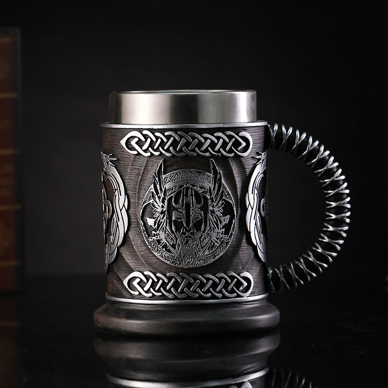 Black minimalist beer mug by WoodyKitchenware, handcrafted with a God of War design, 600ml capacity, durable ceramic material.