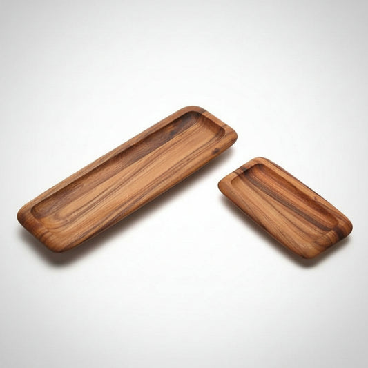 Small handcrafted log wooden tray dinner plate by Woody's Rituals, natural wood finish, ideal for serving food with rustic charm.